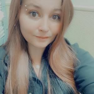 Meet your Posher, Carrie